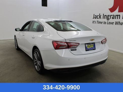 Used 2024 Chevrolet Malibu LT image 2