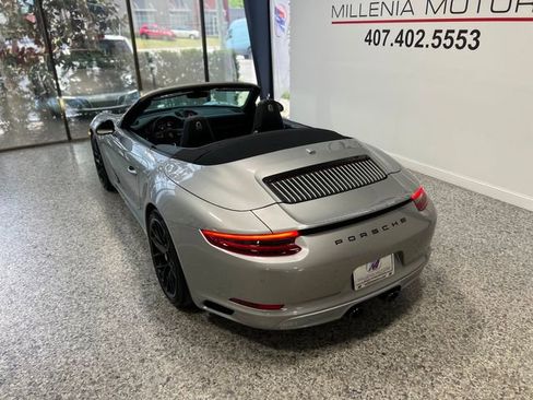 Used 2019 Porsche 911 Carrera GTS image 3