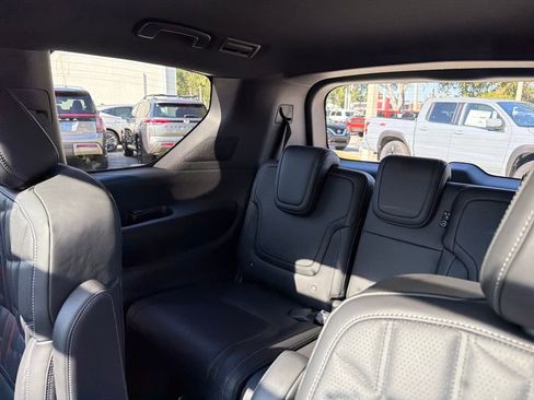 New 2026 Nissan Armada PRO-4X image 31