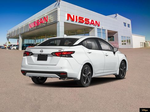 New 2025 Nissan Versa SR w/ Trunk Package image 2