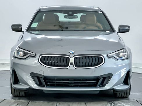 Used 2025 BMW 230i Coupe w/ Premium Package image 10