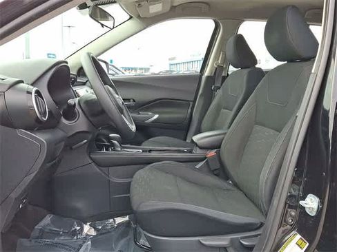 Used 2024 Nissan Kicks SV image 24