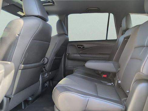 Certified 2023 Honda Passport Elite image 37