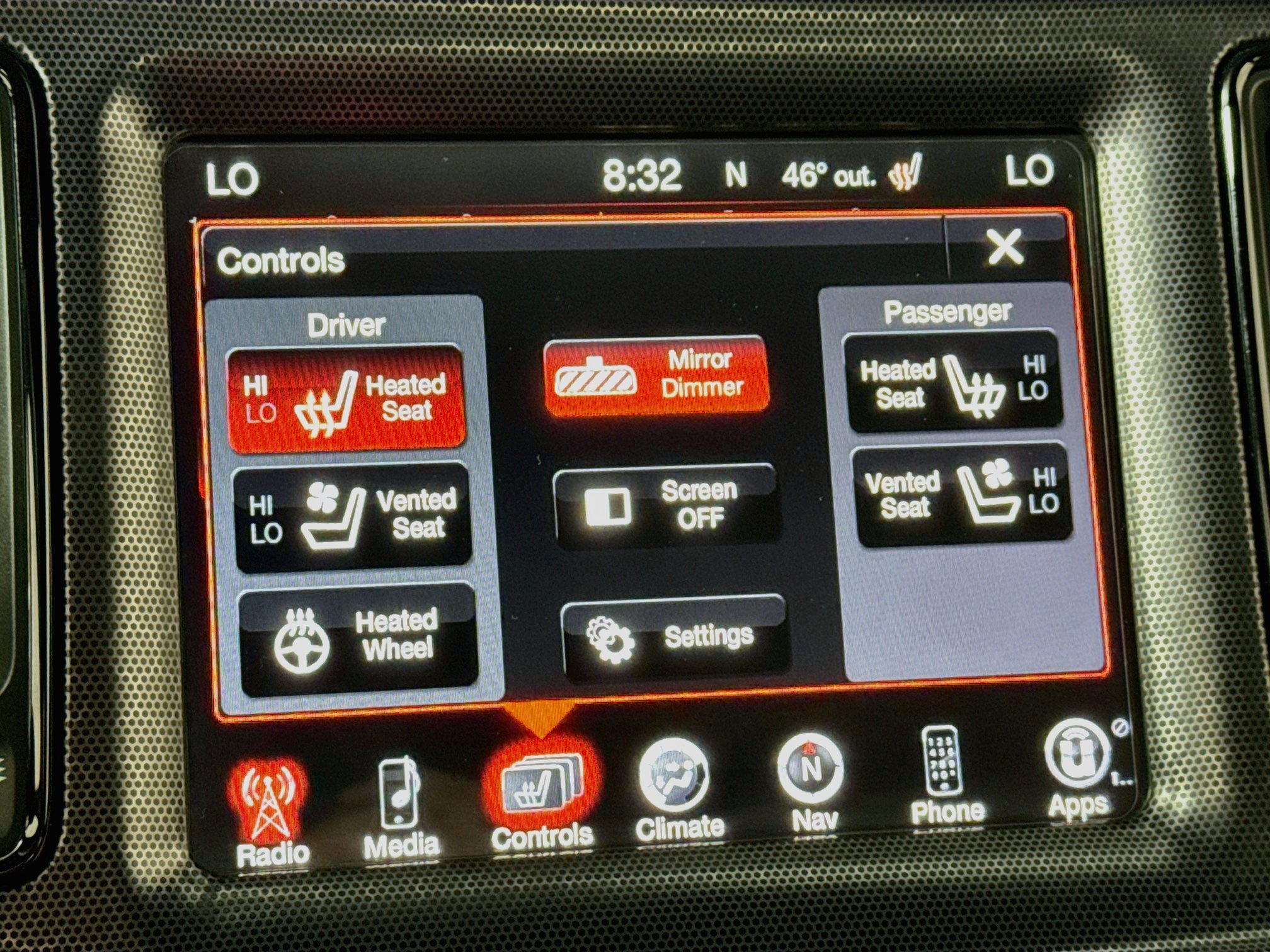 Used 2015 Dodge Challenger SXT Plus RWD image 5