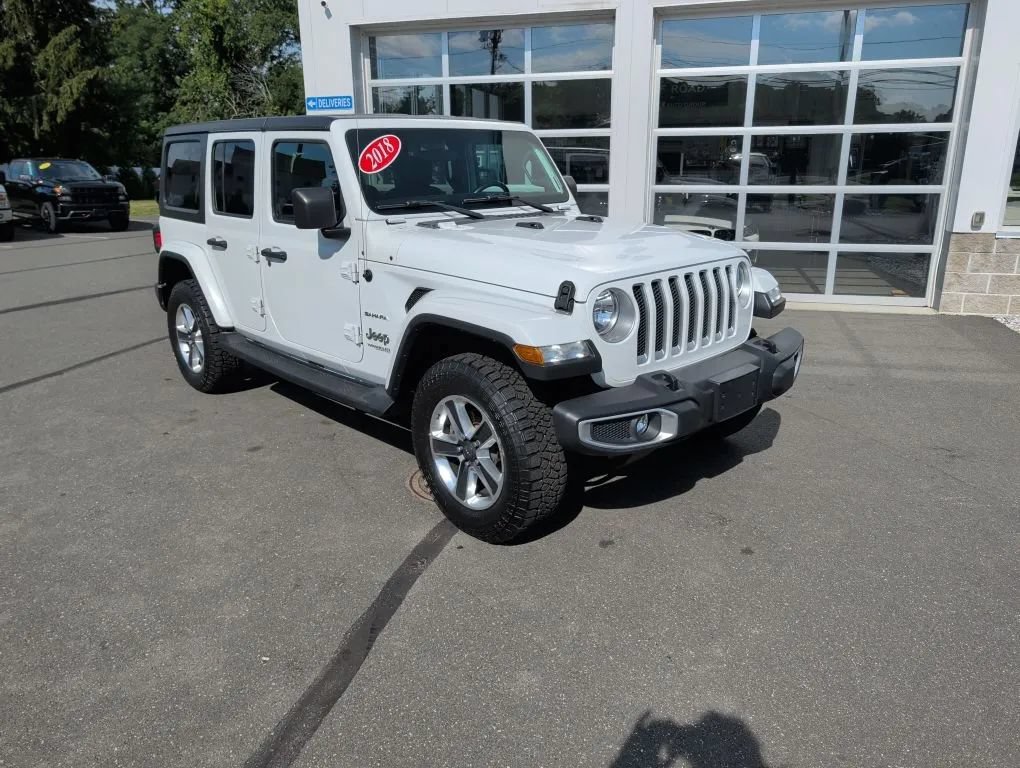 Used 2018 Jeep Wrangler Unlimited Sahara AWD/4WD image 10