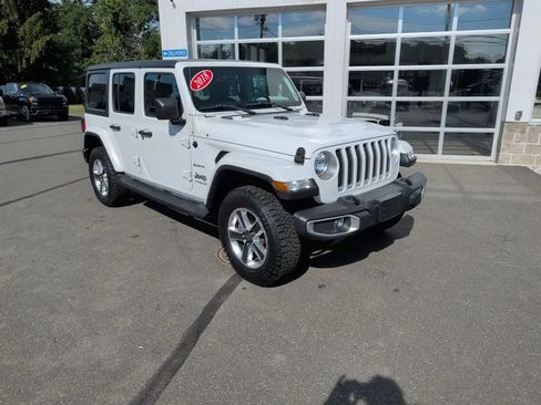 Used 2018 Jeep Wrangler Unlimited Sahara AWD/4WD image 10