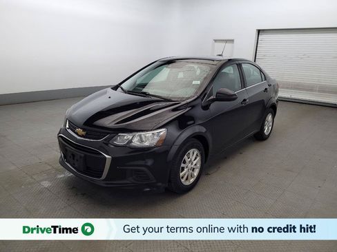 Used 2019 Chevrolet Sonic LT w/ Convenience Package FWD image 1