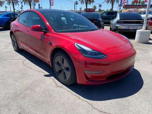 Used 2023 Tesla Model 3 Standard Range RWD image 4