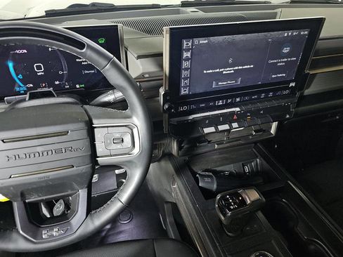 Used 2024 GMC Hummer EV 3X w/ LPO, Illumination Package image 5
