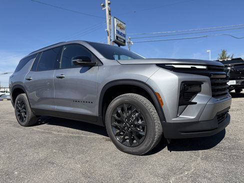 New 2026 Chevrolet Traverse LT w/ Midnight/Sport Edition image 6