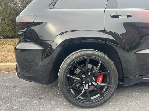 Used 2018 Jeep Grand Cherokee SRT image 52