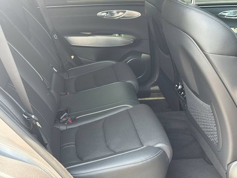 Used 2024 Genesis GV70 2.5T w/ Sport Prestige Package AWD/4WD image 17