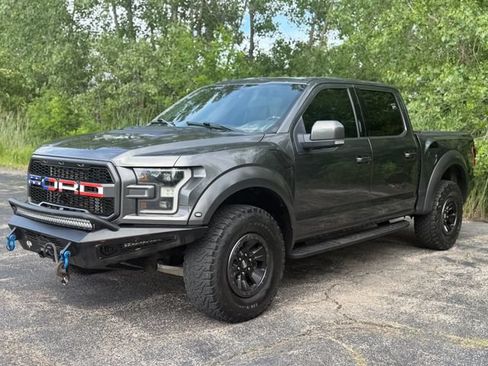 Used 2018 Ford F150 Raptor w/ Equipment Group 802A Luxury AWD/4WD image 4