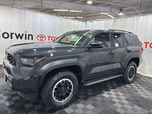Used 2026 Toyota 4Runner 4WD image 4