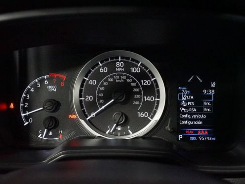 Used 2022 Toyota Corolla LE FWD image 15