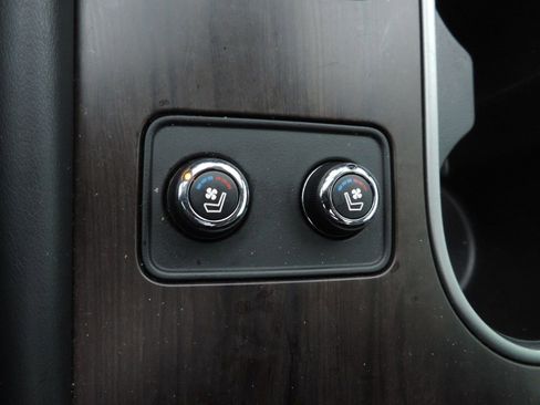 Used 2019 Nissan Murano Platinum FWD image 26