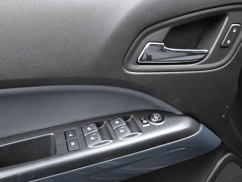 Used 2019 Chevrolet Colorado Z71 AWD/4WD image 21