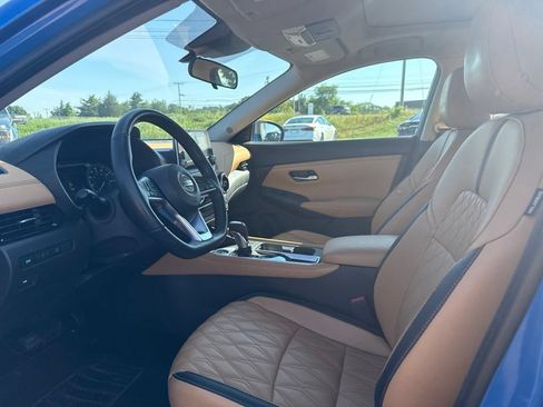 Certified 2023 Nissan Sentra SV w/ SV Premium Package FWD image 9