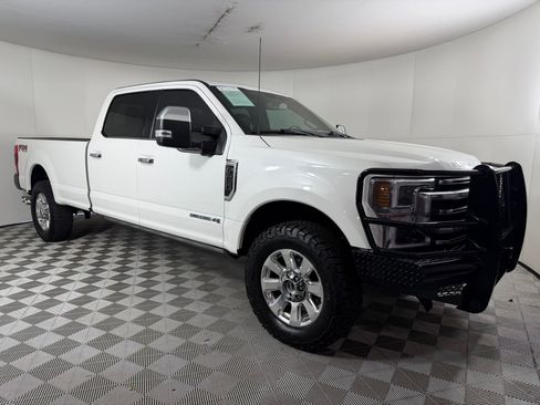 Used 2021 Ford F250 Platinum w/ FX4 Off-Road Package image 7