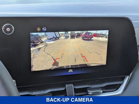 New 2026 Chevrolet Equinox LT w/ LPO, Floor Liner Package image 21