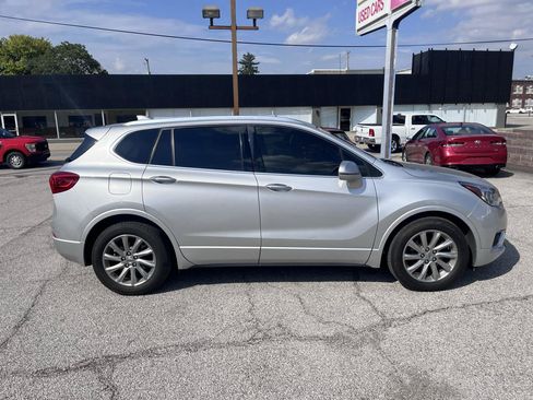 Used 2019 Buick Envision Essence FWD image 2
