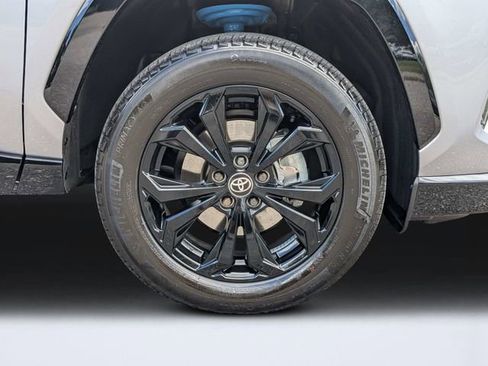 Used 2023 Toyota RAV4 XSE AWD/4WD image 11