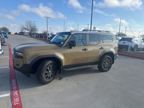 Used 2024 Toyota Land Cruiser w/ Premium Package image 5