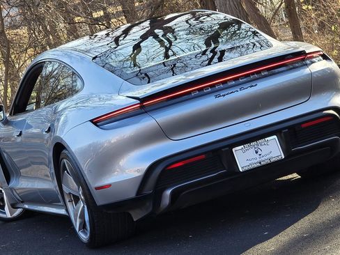 Used 2020 Porsche Taycan Turbo image 76
