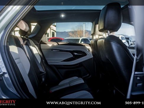 Used 2022 Land Rover Range Rover Evoque R-Dynamic S image 34