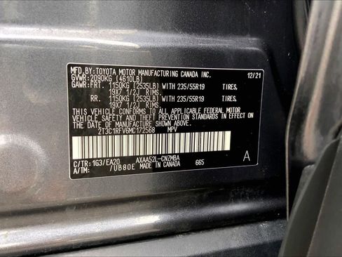 Used 2021 Toyota RAV4 XLE Premium FWD image 36