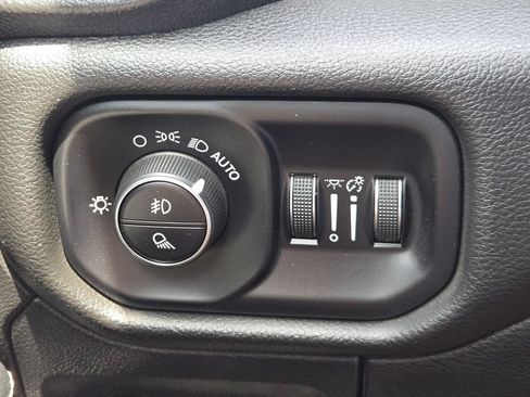 Used 2025 RAM 1500 Laramie w/ Laramie Southwest Edition AWD/4WD image 23