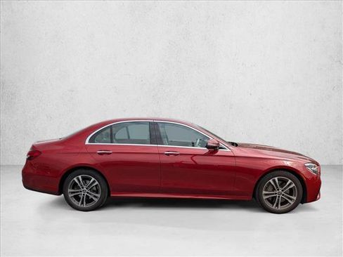 Certified 2022 Mercedes-Benz E 350 4MATIC Sedan image 4