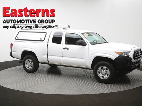 Used 2020 Toyota Tacoma SR RWD image 47