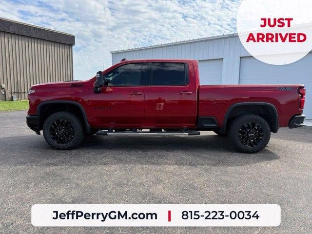 Used 2025 Chevrolet Silverado 2500 LTZ w/ LTZ Plus Package AWD/4WD image 10
