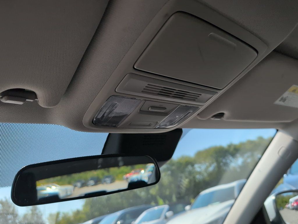 Used 2019 Honda Accord LX image 17