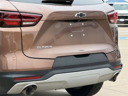 Certified 2024 Chevrolet Blazer LT w/ Convenience Package image 6