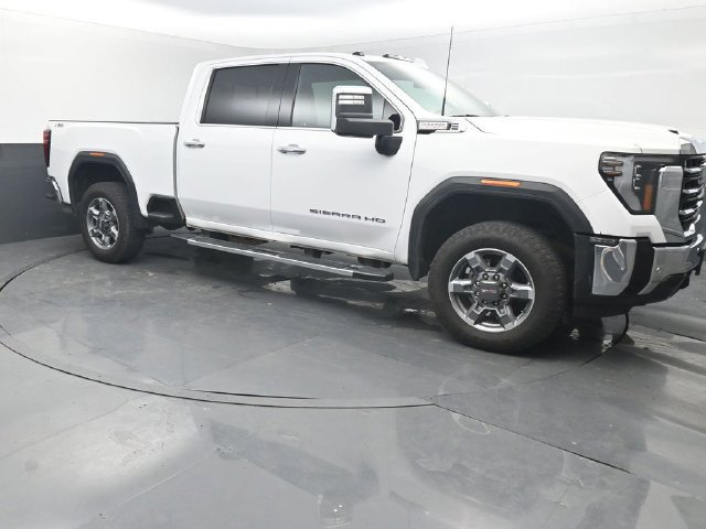 Used 2025 GMC Sierra 2500 SLT w/ SLT Convenience Package AWD/4WD image 8