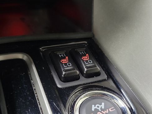 Used 2024 Mitsubishi Eclipse Cross SE image 37