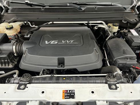 Used 2016 Chevrolet Colorado LT w/ LT Convenience Package RWD image 25