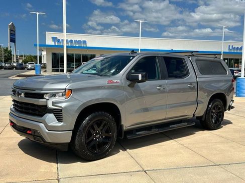 Used 2023 Chevrolet Silverado 1500 RST w/ Convenience Package II image 4