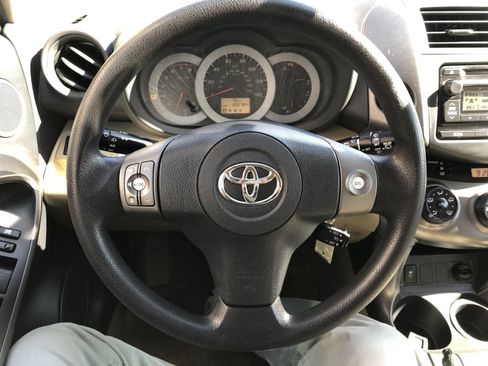 Used 2012 Toyota RAV4 4WD w/ Value Pkg image 13