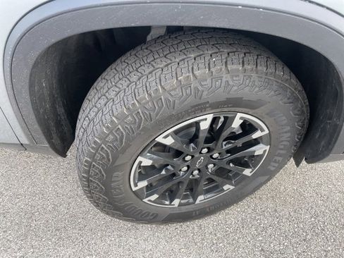 Used 2025 Chevrolet Traverse Z71 w/ Driver Confidence Package image 21