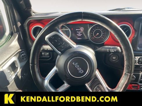 Used 2020 Jeep Gladiator Rubicon AWD/4WD image 12