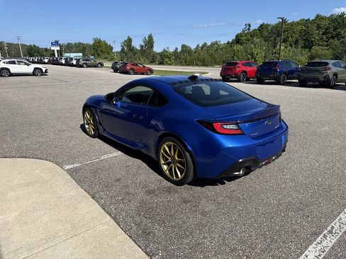 Used 2024 Subaru BRZ tS RWD image 5