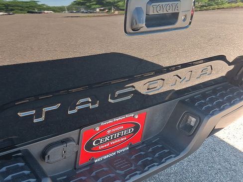 Certified 2023 Toyota Tacoma SR AWD/4WD image 30