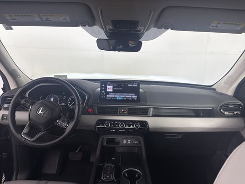 Certified 2023 Honda Pilot Touring image 26