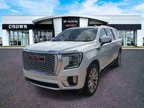 Used 2023 GMC Yukon XL Denali RWD image 1