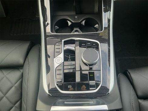 New 2026 BMW X5 xDrive40i w/ M Sport Package image 11