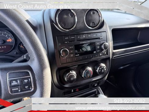 Used 2016 Jeep Patriot Sport w/ Power Value Group image 11