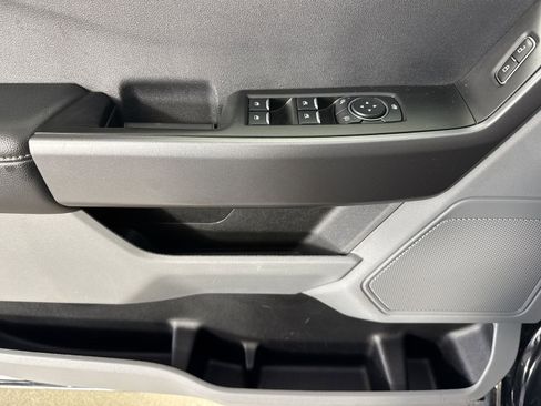 Used 2025 Ford F250 XLT image 18